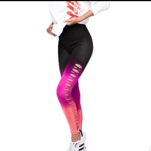 VS PINK HTF SET - Picture 11 of 14